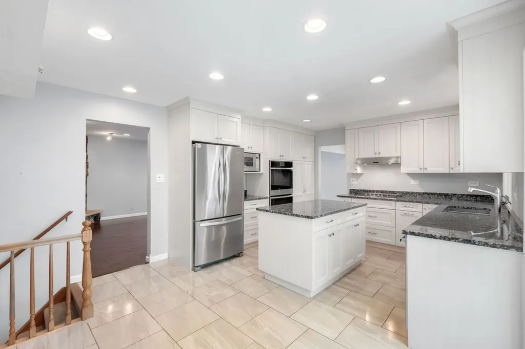 9143 Dr Korczak Terrace Skokie IL 60076