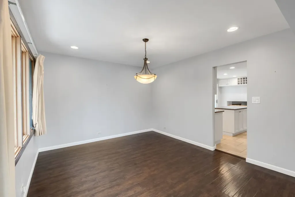 9143 Dr Korczak Terrace Skokie IL 60076