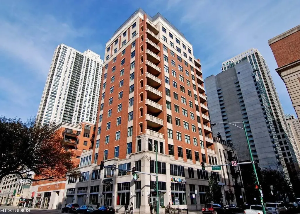 30 West Erie Street Chicago IL 60654