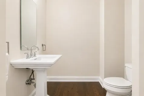 30 West Erie Street Chicago IL 60654