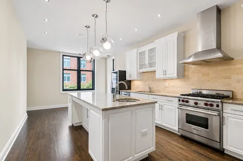 30 West Erie Street Chicago IL 60654