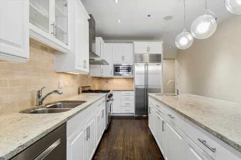 30 West Erie Street Chicago IL 60654