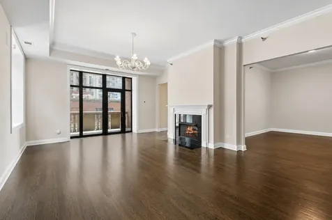 30 West Erie Street Chicago IL 60654