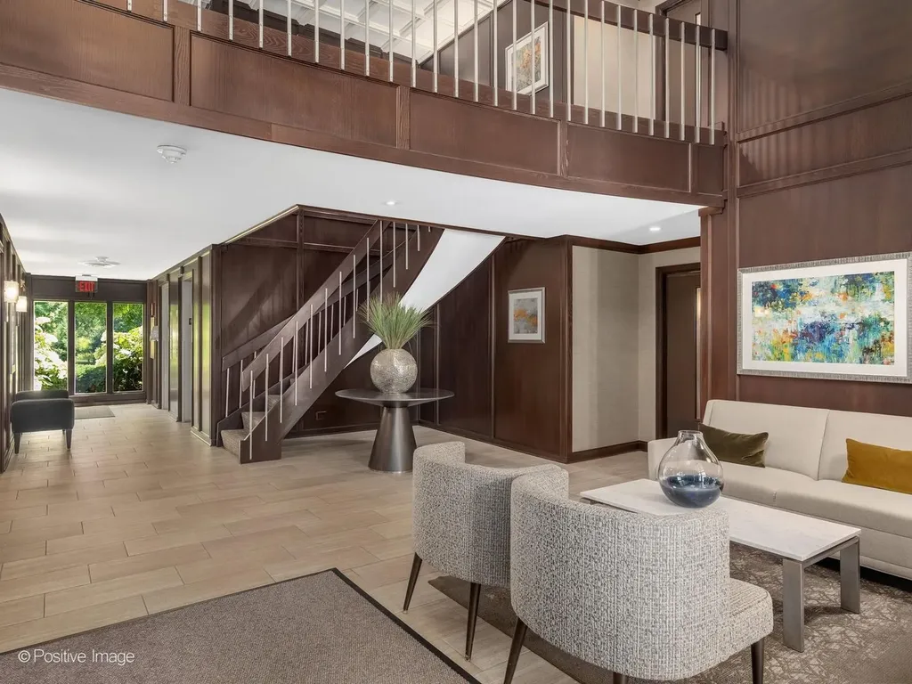 5 Oak Brook Club Drive Oak Brook IL 60523