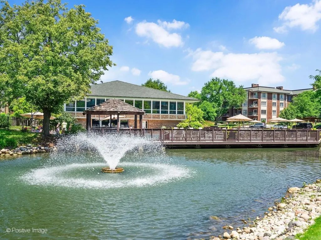 5 Oak Brook Club Drive Oak Brook IL 60523