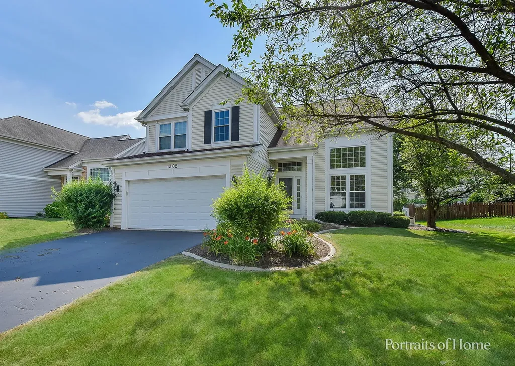 1302 Dunbarton Drive Aurora IL 60502