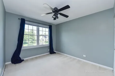 1302 Dunbarton Drive Aurora IL 60502