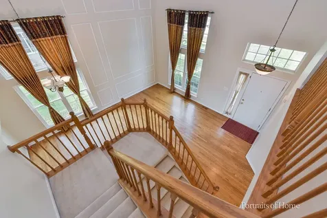 1302 Dunbarton Drive Aurora IL 60502