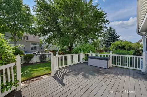 1302 Dunbarton Drive Aurora IL 60502