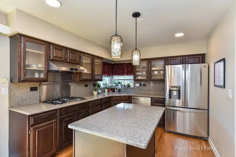 1302 Dunbarton Drive Aurora IL 60502