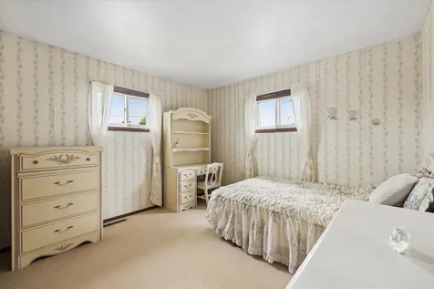 1631 North Oak Avenue Round Lake Beach IL 60073