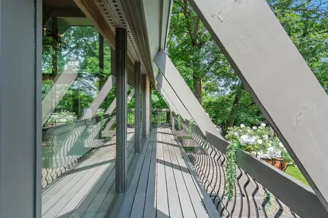 431 Maplewood Drive Barrington IL 60010