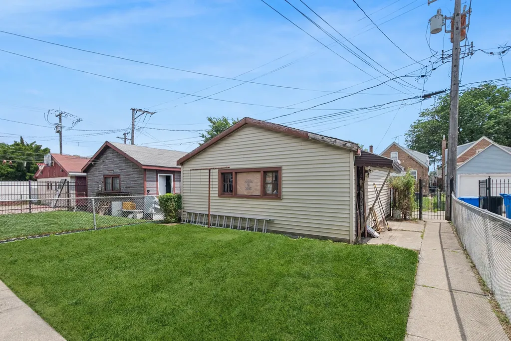 7125 South Kedzie Avenue Chicago IL 60629