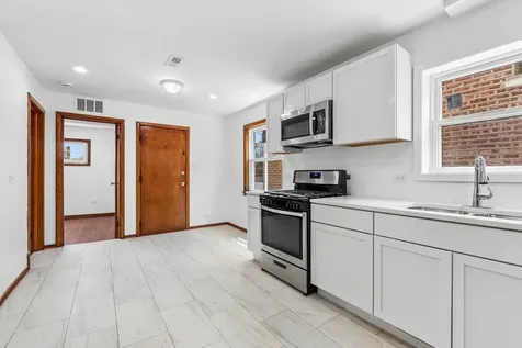 7125 South Kedzie Avenue Chicago IL 60629