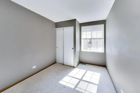 261 West Whispering Oaks Lane Round Lake IL 60073