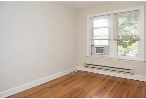 4220 North Clark Street Chicago IL 60613