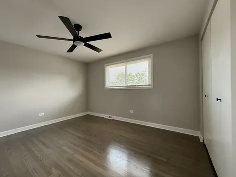 5400 138TH Street Crestwood IL 60418