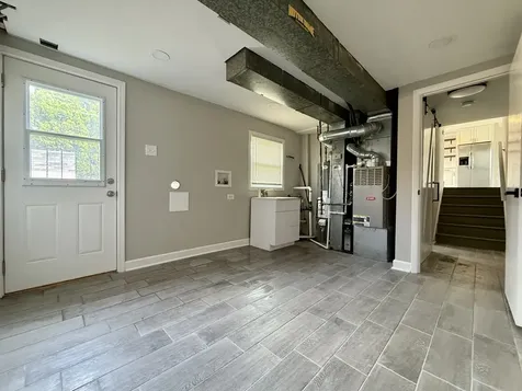 5400 138TH Street Crestwood IL 60418