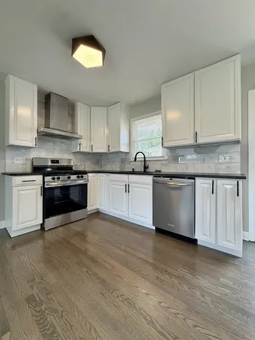 5400 138TH Street Crestwood IL 60418