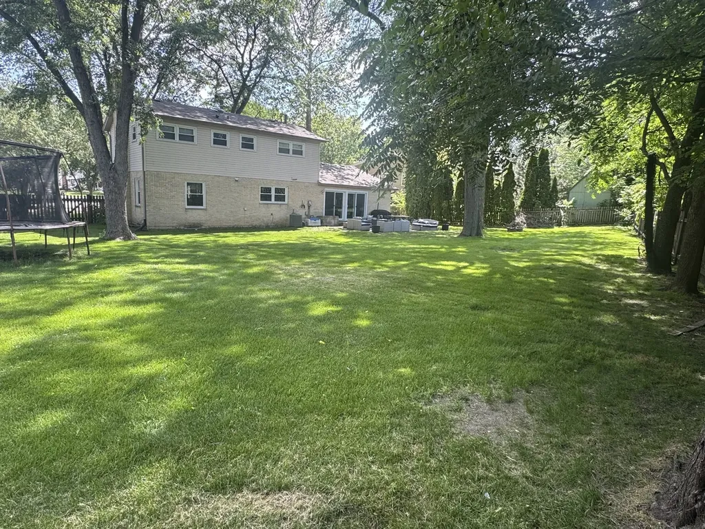 4388 Lincoln Court Rolling Meadows IL 60008