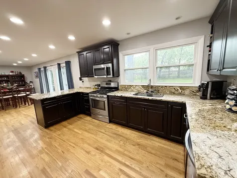4388 Lincoln Court Rolling Meadows IL 60008