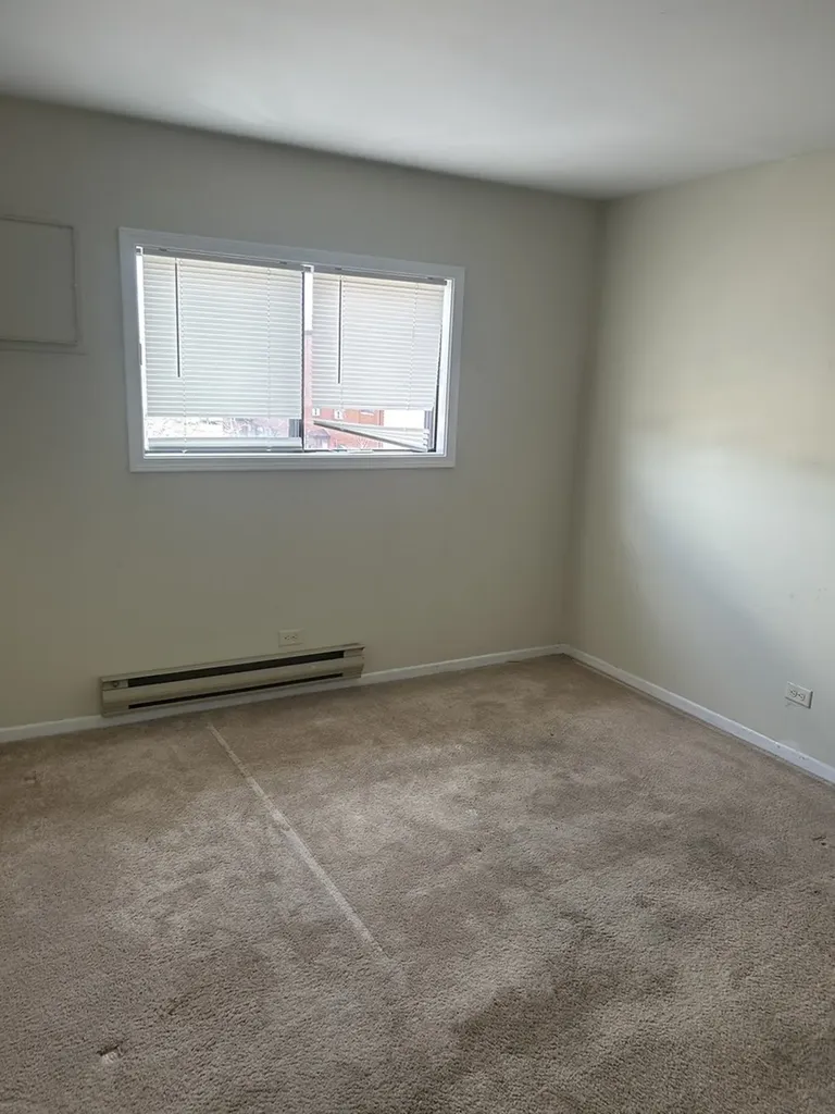 330 Shorewood Drive Glendale Heights IL 60139