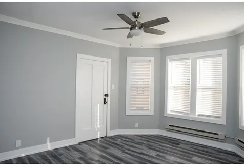 3821 North Greenview Avenue Chicago IL 60613