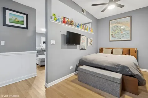 1920 West Dickens Avenue Chicago IL 60614