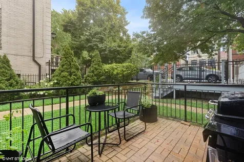 1920 West Dickens Avenue Chicago IL 60614