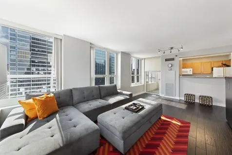 345 North La Salle Street Chicago IL 60654