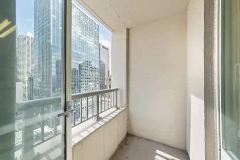 345 North La Salle Street Chicago IL 60654