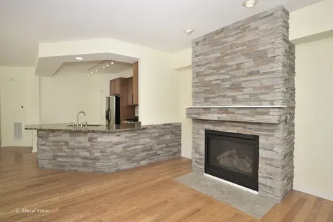330 Sundown Court Wauconda IL 60084