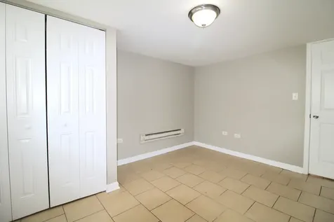 1519 North Linder Avenue Chicago IL 60651