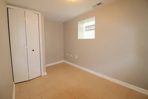 1519 North Linder Avenue Chicago IL 60651
