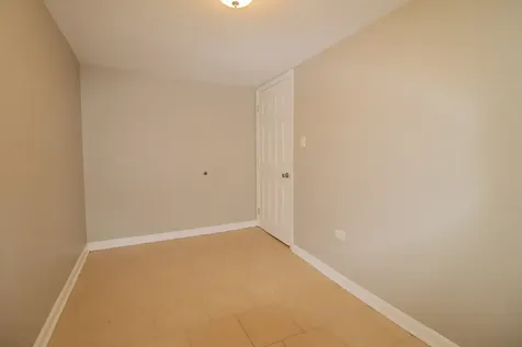1519 North Linder Avenue Chicago IL 60651