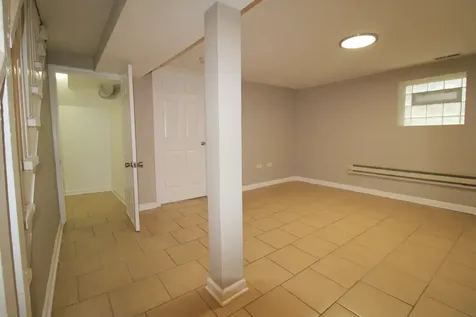 1519 North Linder Avenue Chicago IL 60651