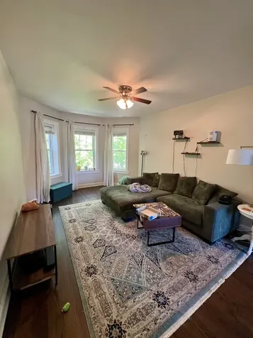 3703 North Hoyne Avenue Chicago IL 60618