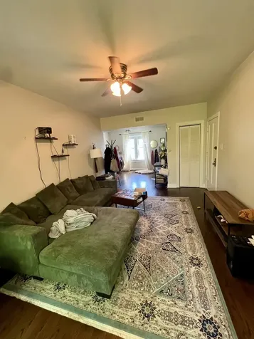3703 North Hoyne Avenue Chicago IL 60618