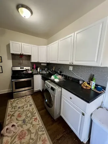 3703 North Hoyne Avenue Chicago IL 60618