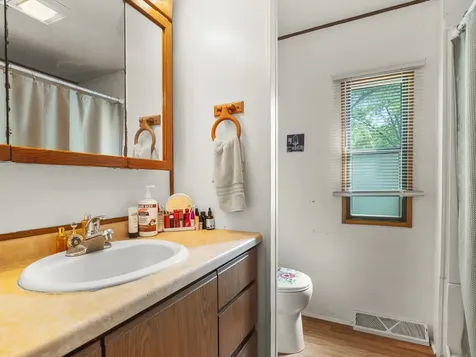 206 Viola Drive Freeport IL 61032