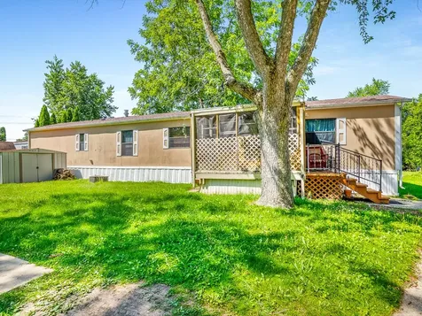 206 Viola Drive Freeport IL 61032