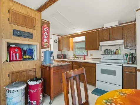 206 Viola Drive Freeport IL 61032