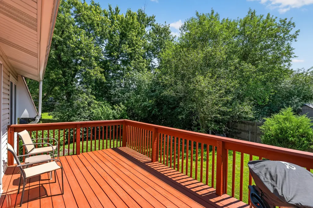 4 Devon Court Bolingbrook IL 60440