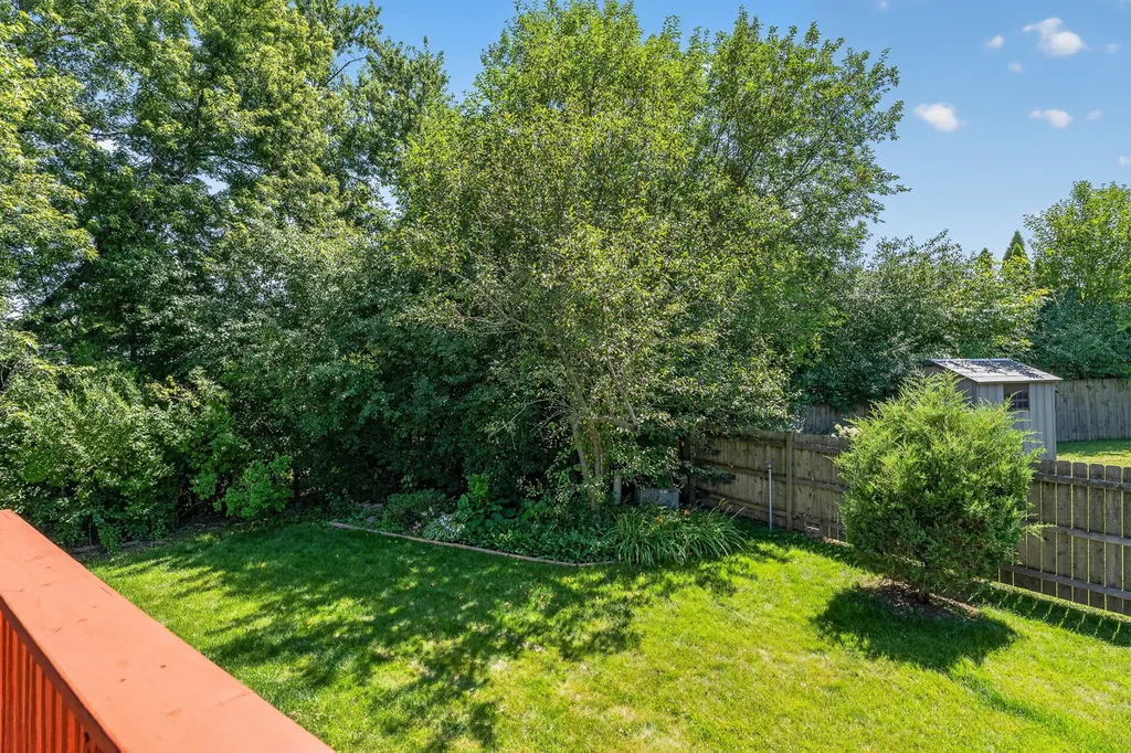 4 Devon Court Bolingbrook IL 60440