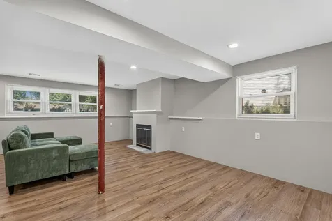4 Devon Court Bolingbrook IL 60440