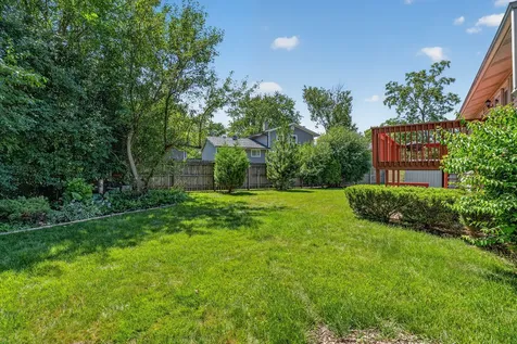 4 Devon Court Bolingbrook IL 60440
