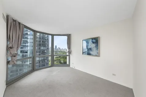 195 North Harbor Drive Chicago IL 60601