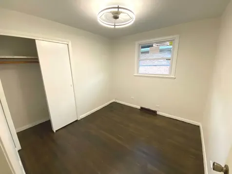 16465 Roy Street Oak Forest IL 60452
