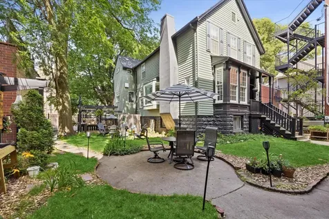 2734 North Seminary Avenue Chicago IL 60614
