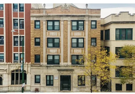 511 West Belmont Avenue Chicago IL 60657